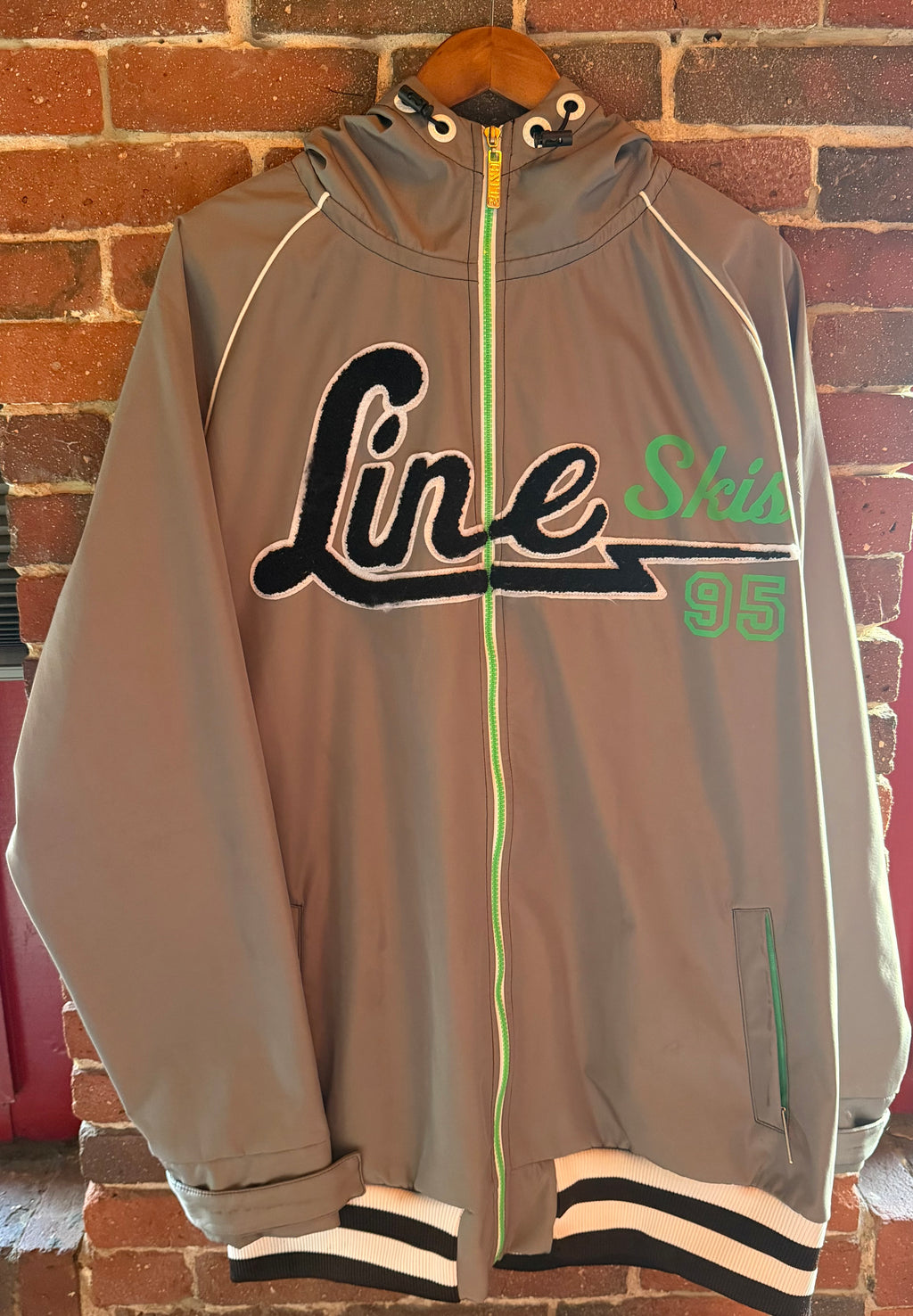 Vintage Line Skis Jacket